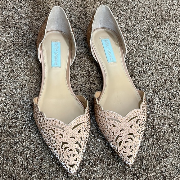 Betsey Jonhson Lucy, Jeweled, Cutout Women's Flats, size 8.5 - Picture 9 of 16